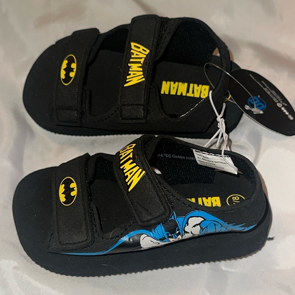 Batman Sandals toddler boy 7/8 DC Comics NWT